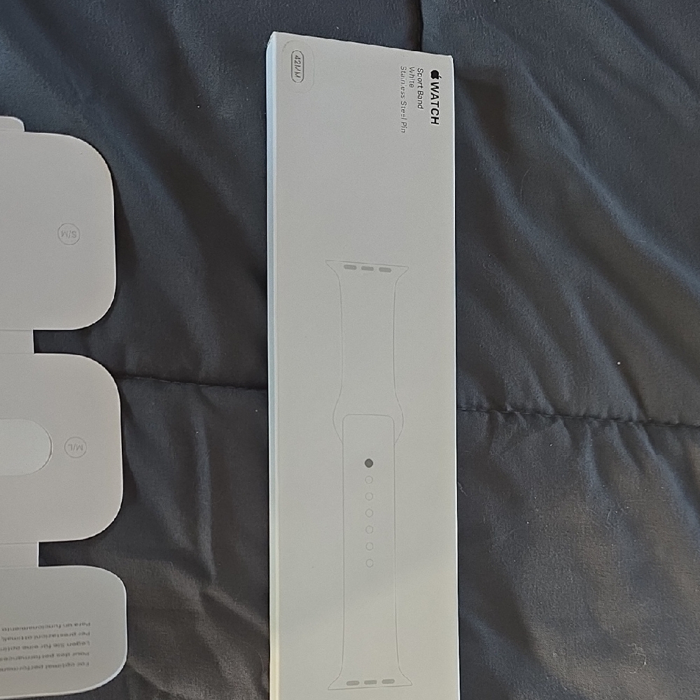 Apple Watch Band in Elegant White